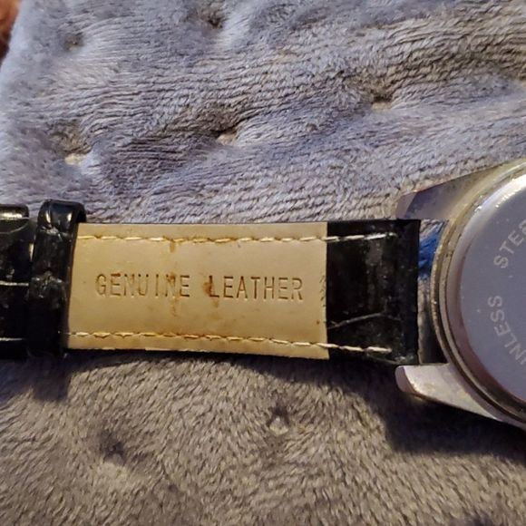 Manhattan by Croton Women's Silver Crystallized Bezel Watch CM404246 Black‎ Band - Picture 10 of 12